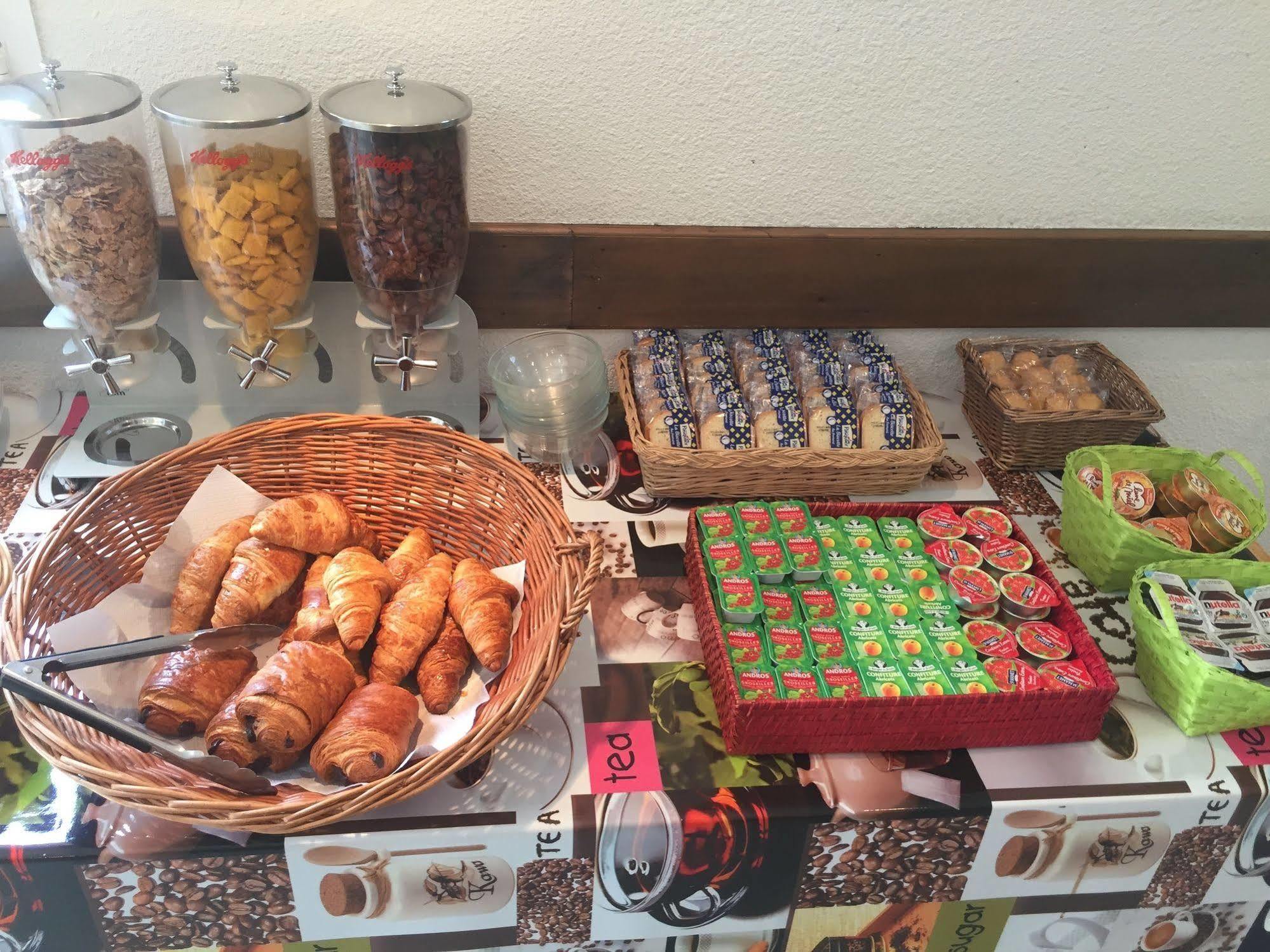 Welcomotel 蒙特利马尔 外观 照片